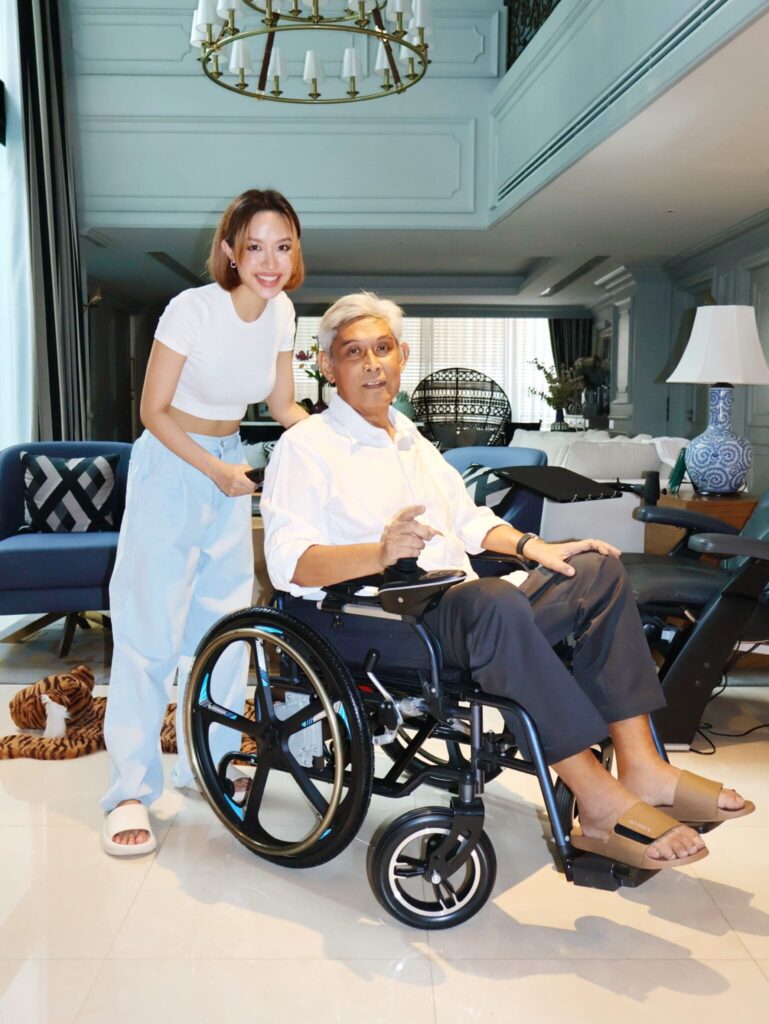 คุณน้ำชา และคุณพ่อ